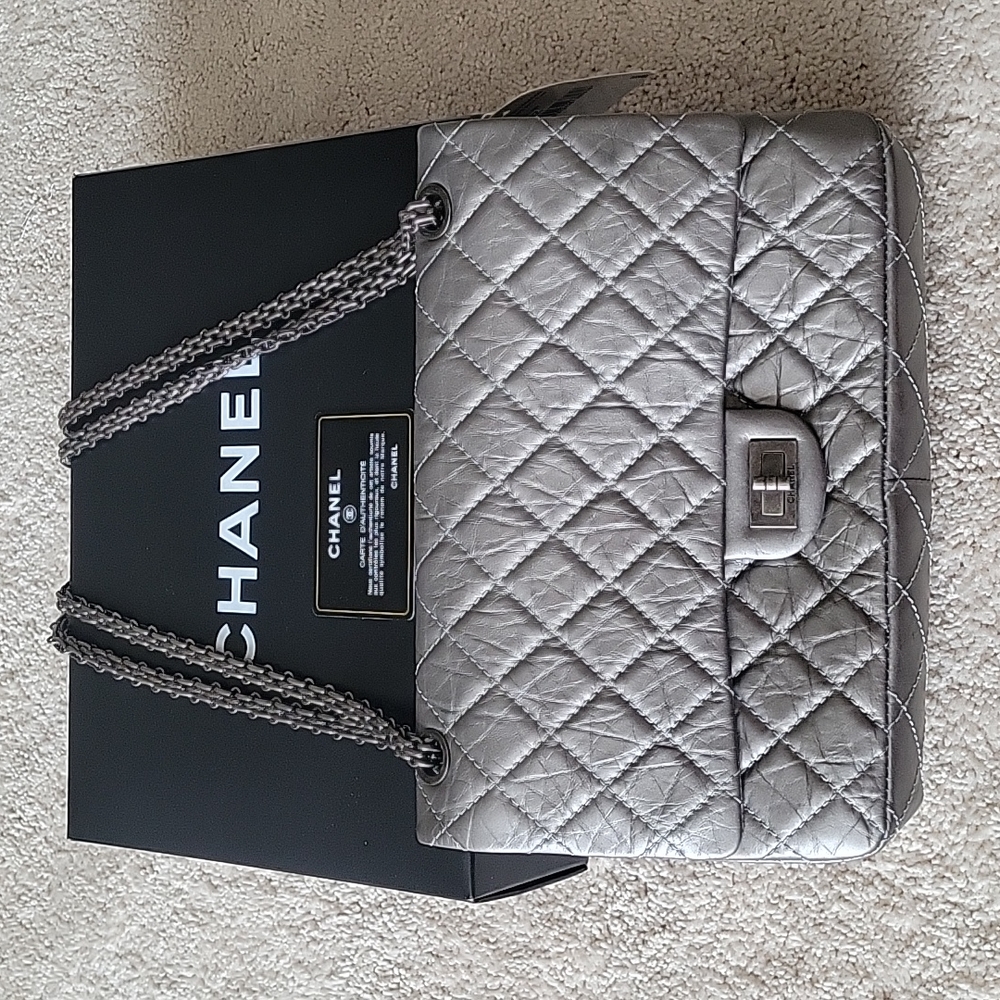 ❤️ SOLD ❤️ NEW!! Chanel Reissue 2.55